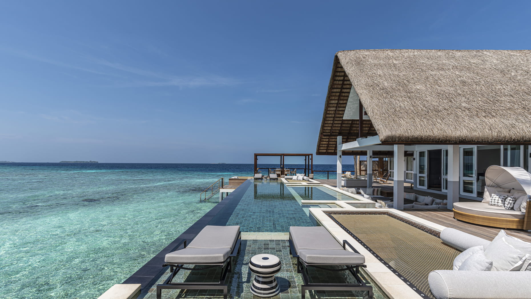 Four Seasons Resort Maldives at Landaa Giraavaru villas