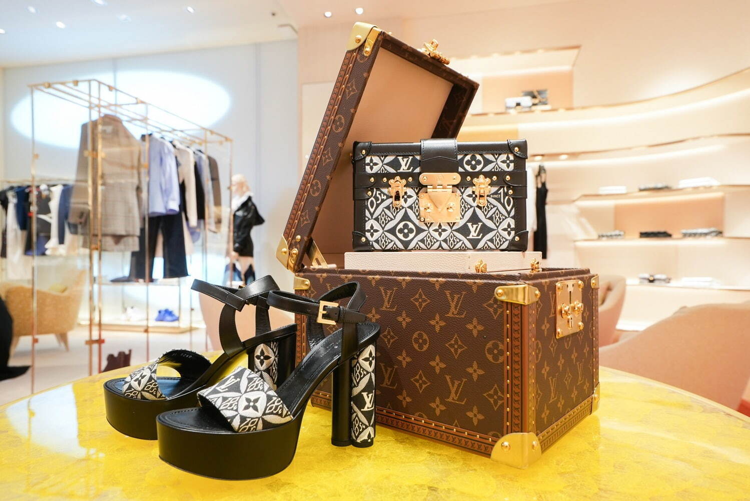 Inside the new Louis Vuitton's Ginza Namiki-dori store