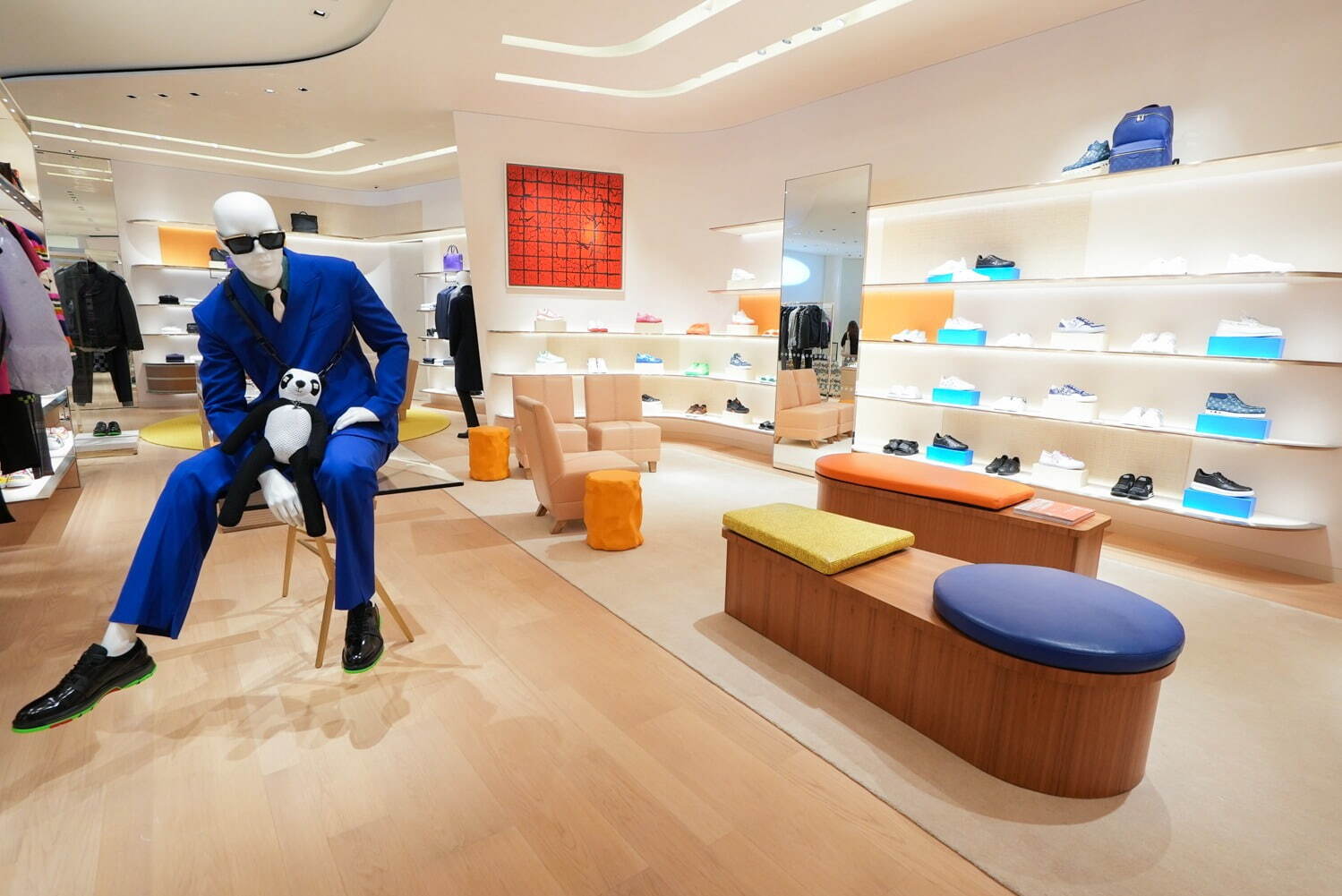 Louis Vuitton Newly reborn Ginza Namiki-dori store A new 7-story , LE CAFE  V march 20,2021 