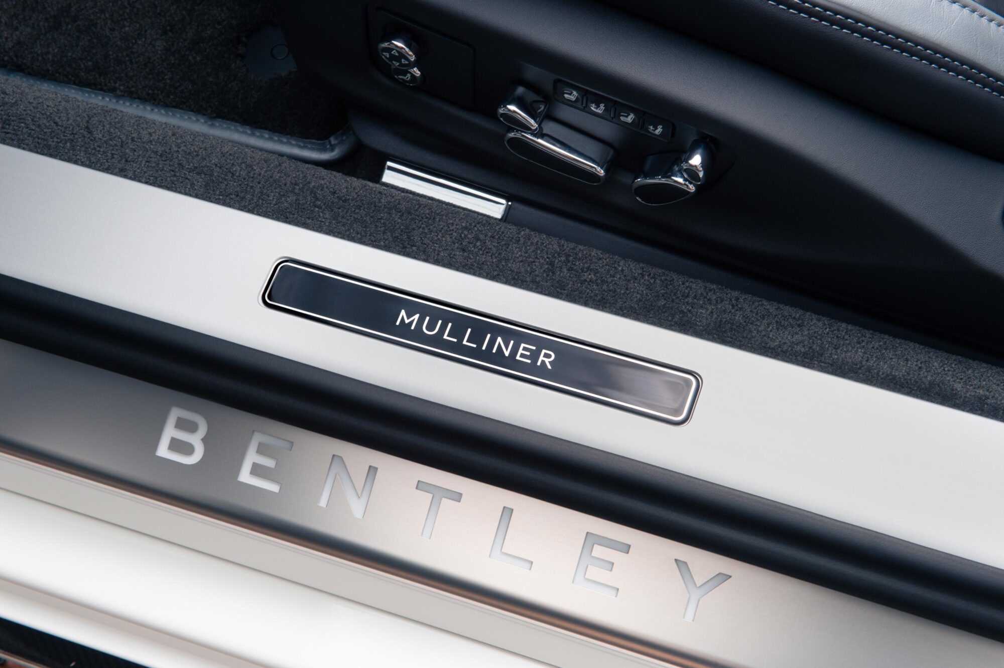 Bentley Mulliner Continental GT V8 Equinox Edition