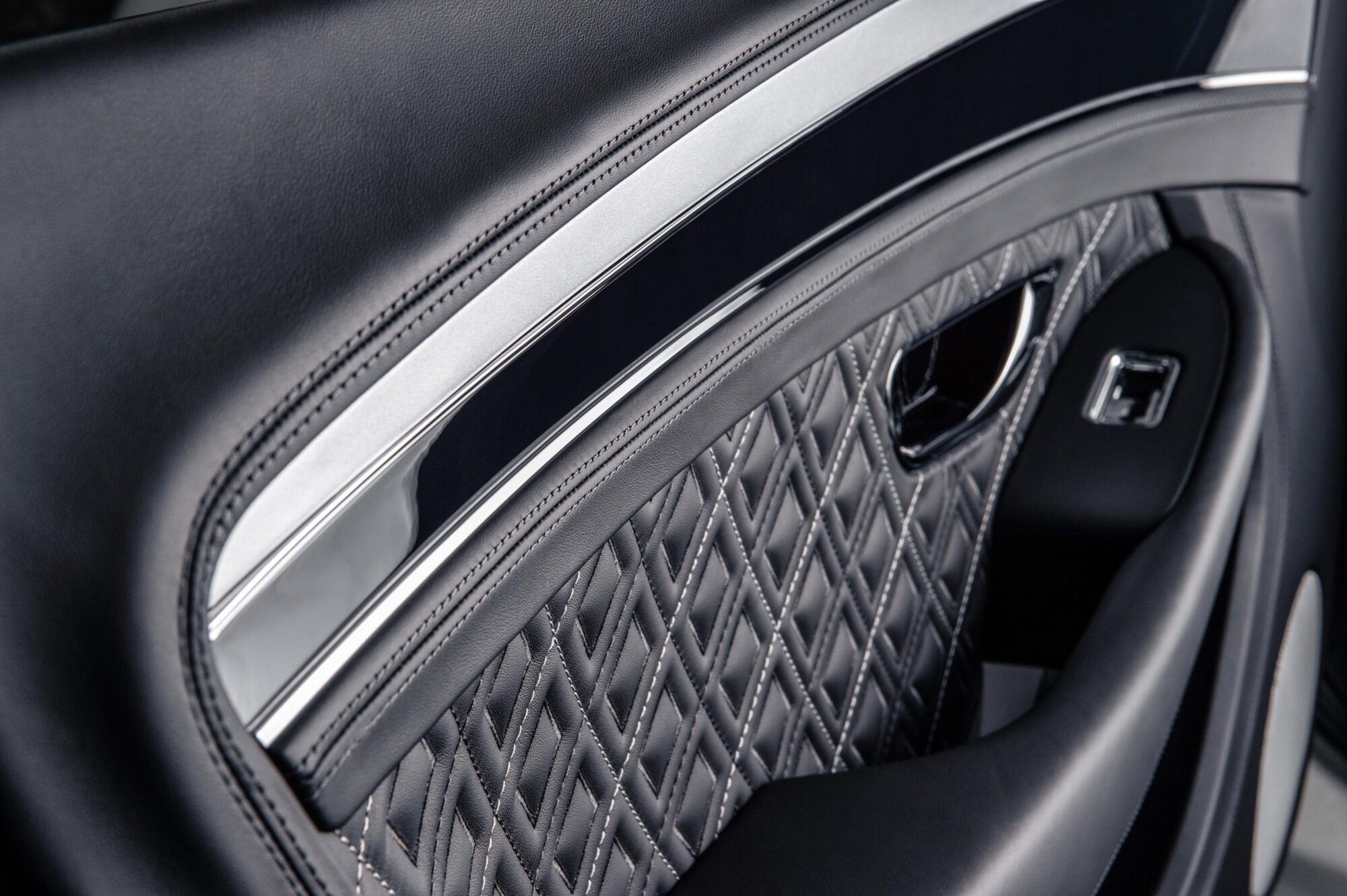 Bentley Mulliner Continental GT V8 Equinox Edition