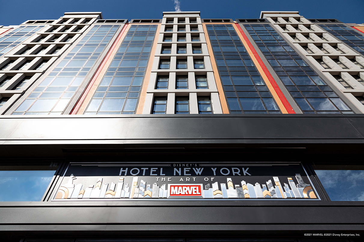 Disney's Hotel New York - The Art of Marvel