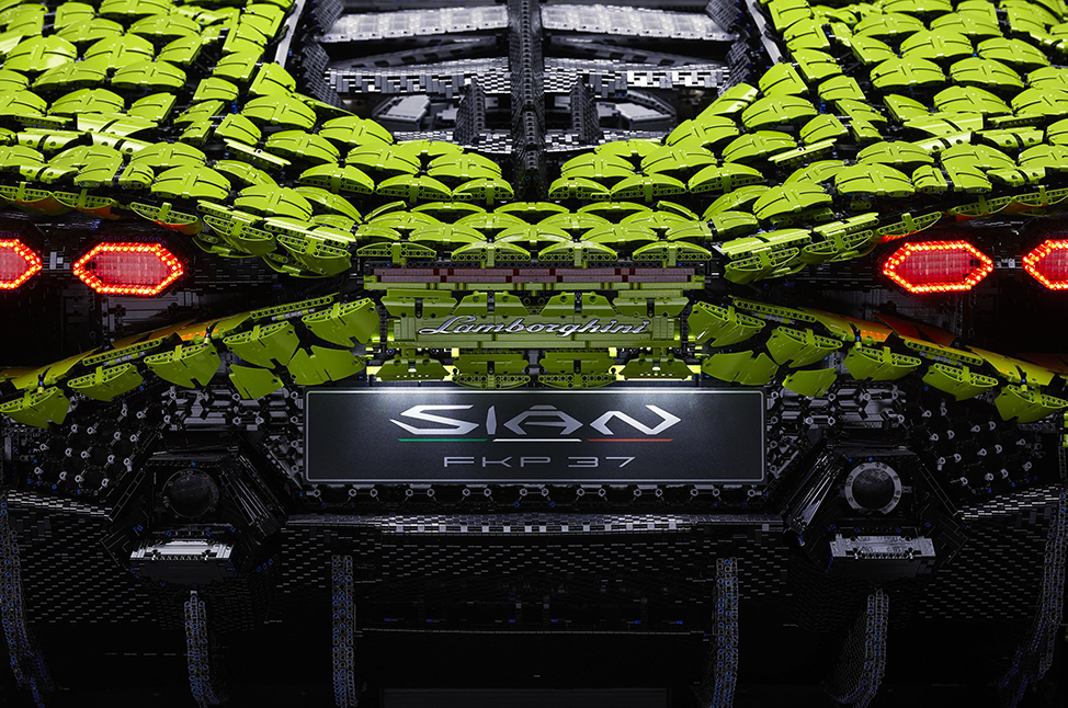 LEGO x Lamborghini Sián FKP 37