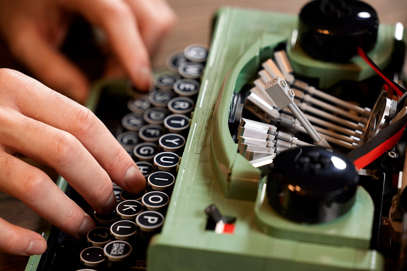 LEGO Ideas Typewriter