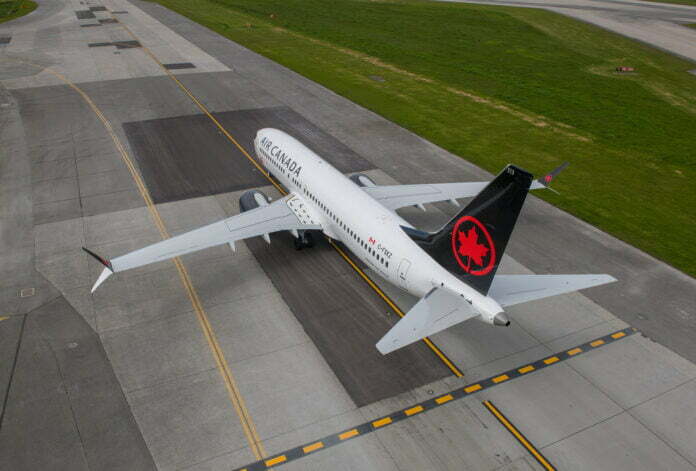 Air Canada B737