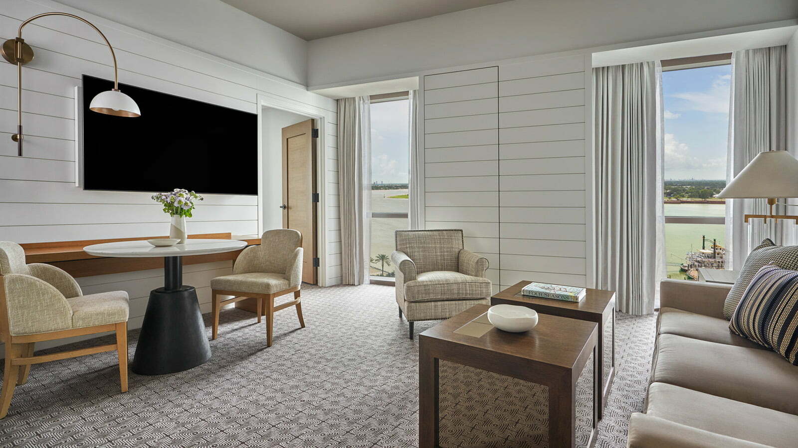 Four Seasons Hotel New Orleans