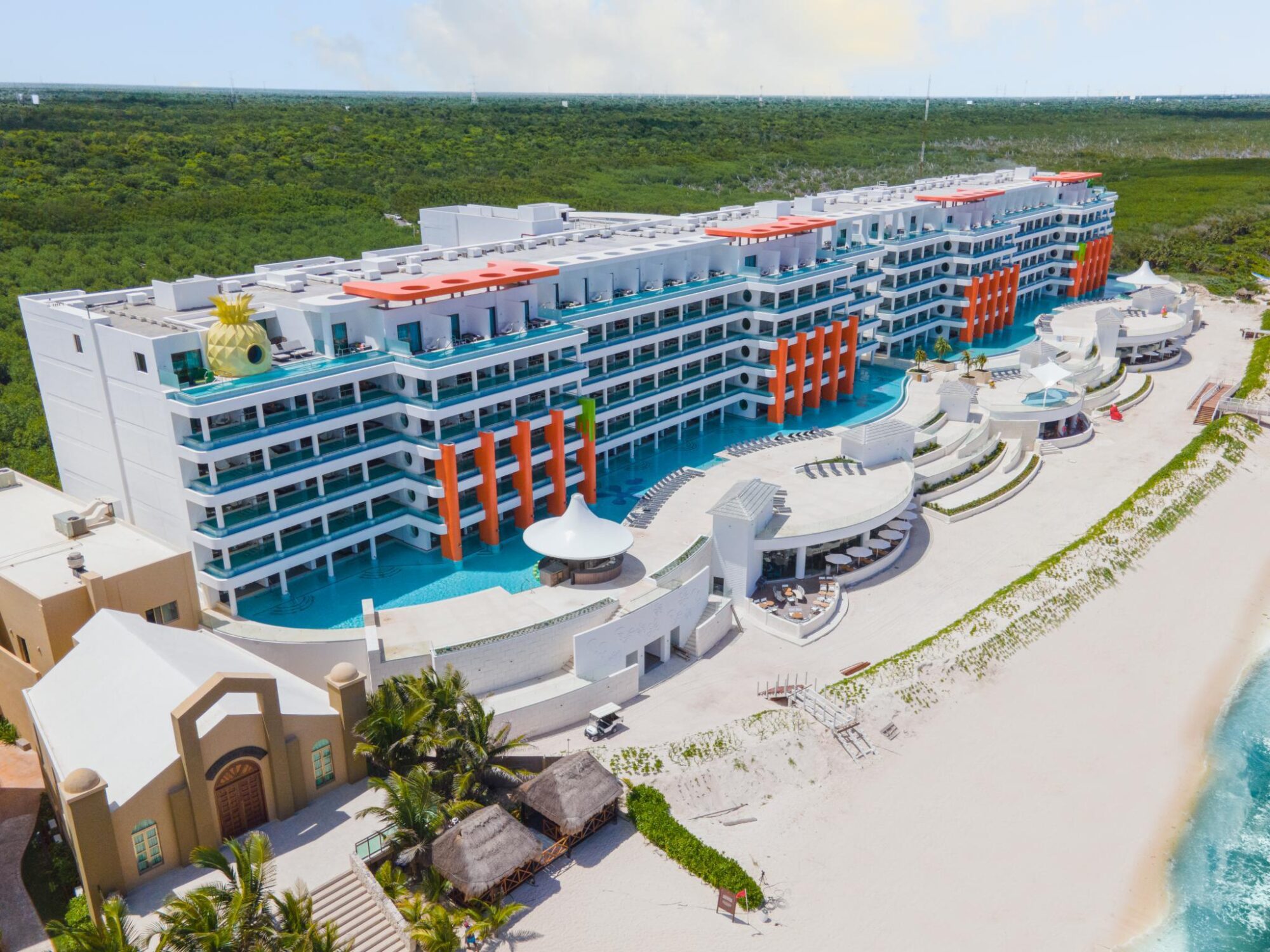 Nickelodeon Hotels & Resorts Rivera Maya Beachfront building overview