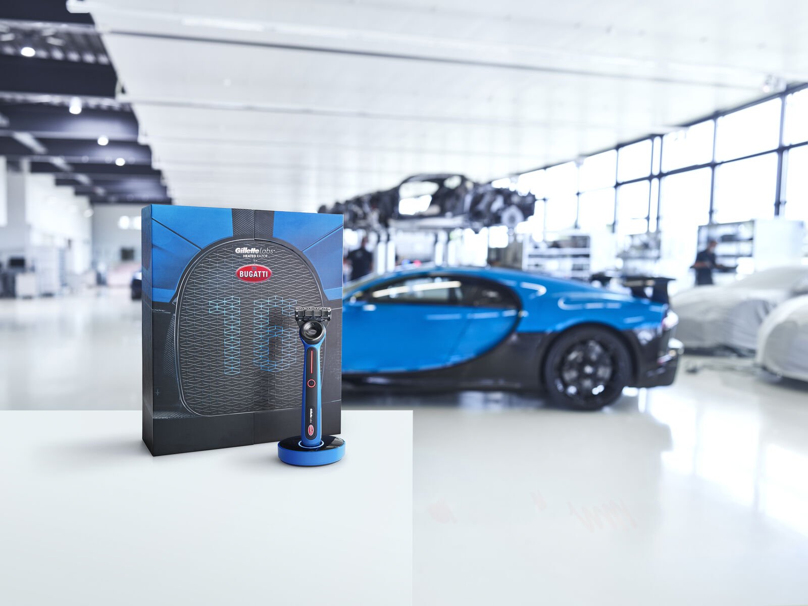 The GilletteLabs | Bugatti Special Edition Heated Razor