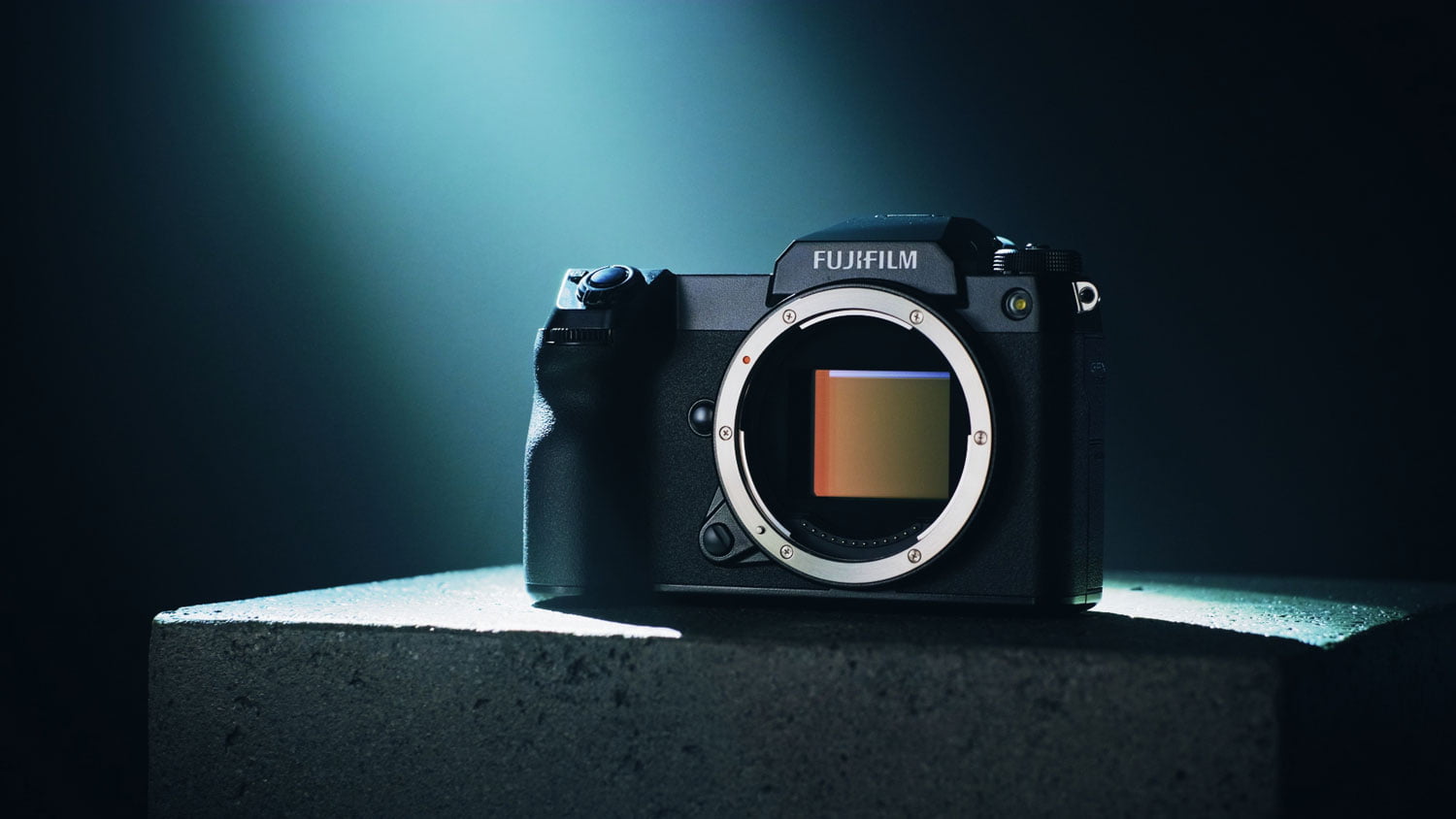 FUJIFILM has released two new mirrorless cameras and lenses
