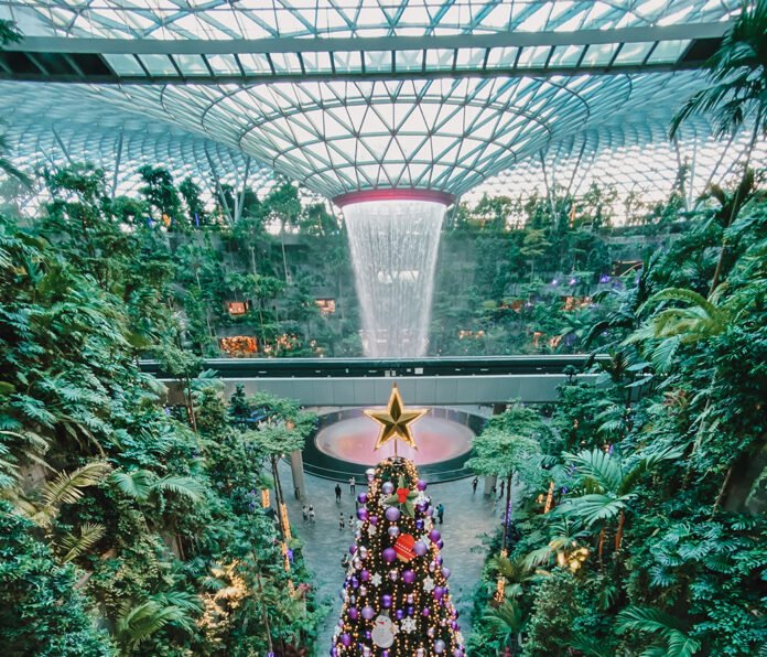 Changi Festive Village ushers in year-end cheer at Changi Airport with life-sized moving dinosaurs, spectacular light-ups, and Jewel’s magical 16-metre-tall Christmas tree and snowfall.