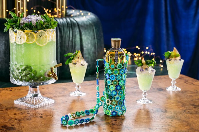 ST~GERMAIN® Elderflower Liqueur x Anna Sui Floral Bottle Tote