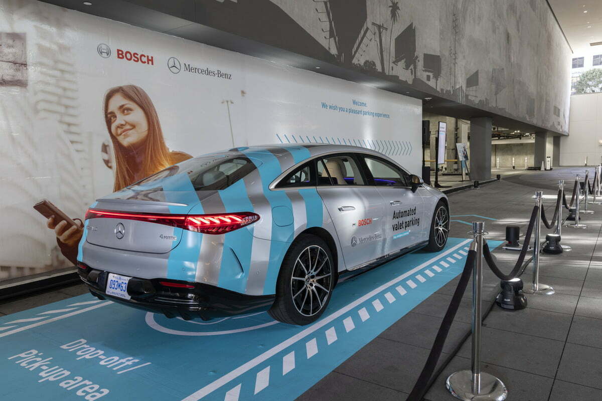 Mercedes-Benz INTELLIGENT PARK PILOT Demonstration at InterContinental Los Angeles Downtown