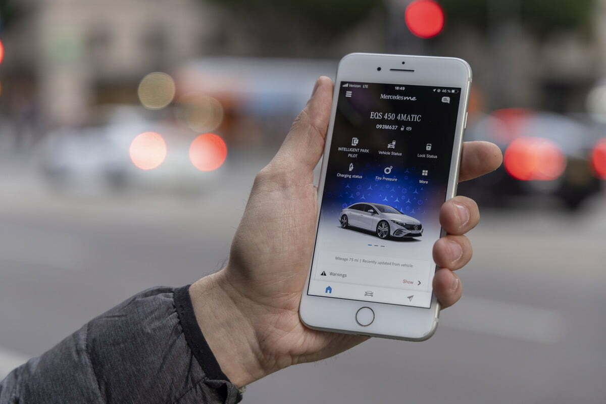 Mercedes-Benz INTELLIGENT PARK PILOT Demonstration at InterContinental Los Angeles Downtown