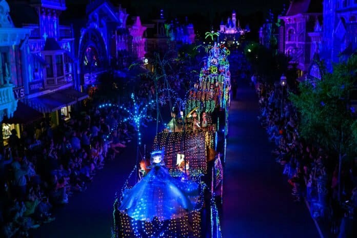 Main Street Electrical Parade Main Street Electrical Parade at Disneyland