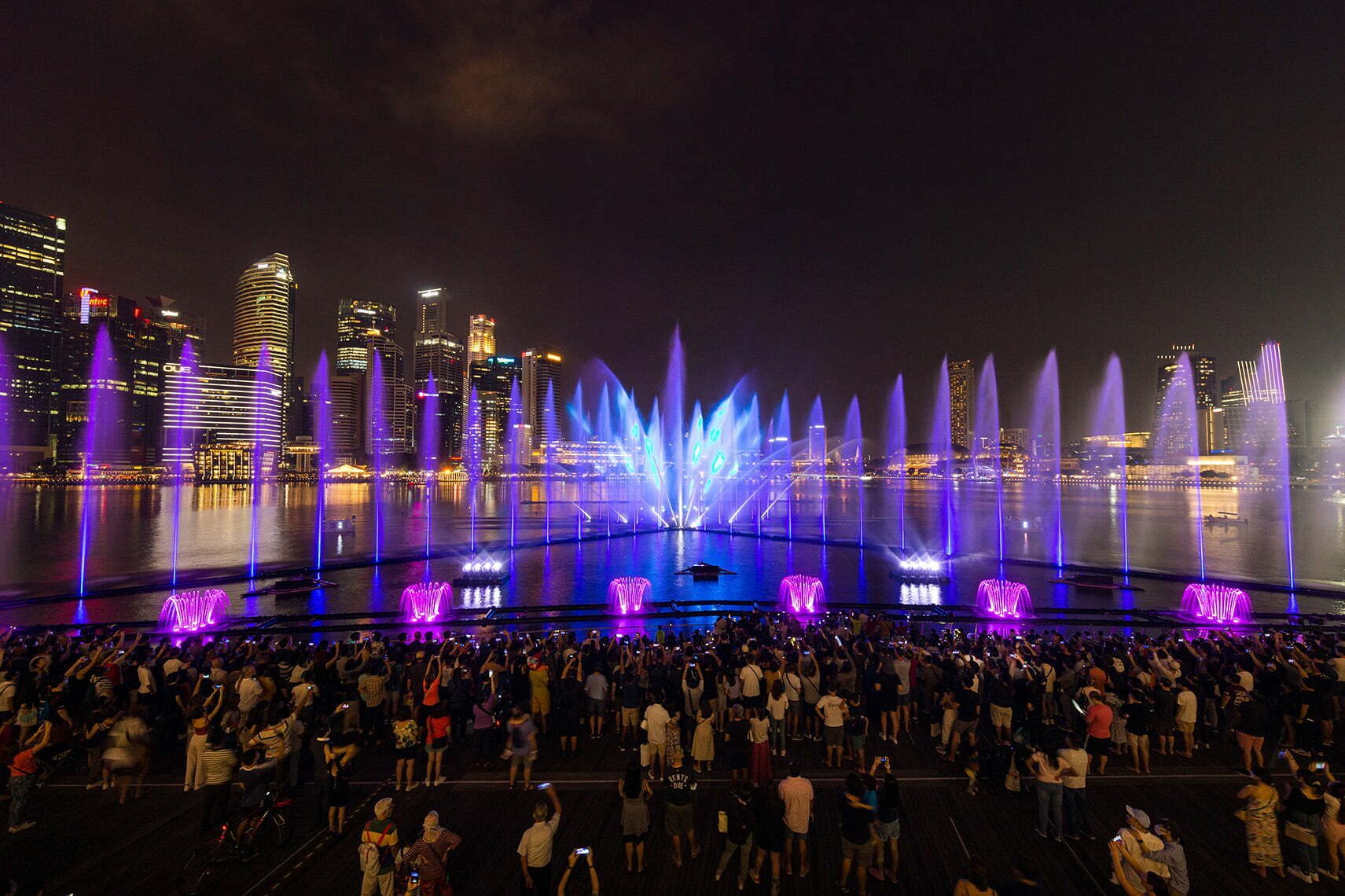 Top Gun: Maverick – A Light, Water & Pyrotechnic Extravaganza at Marina Bay Sands