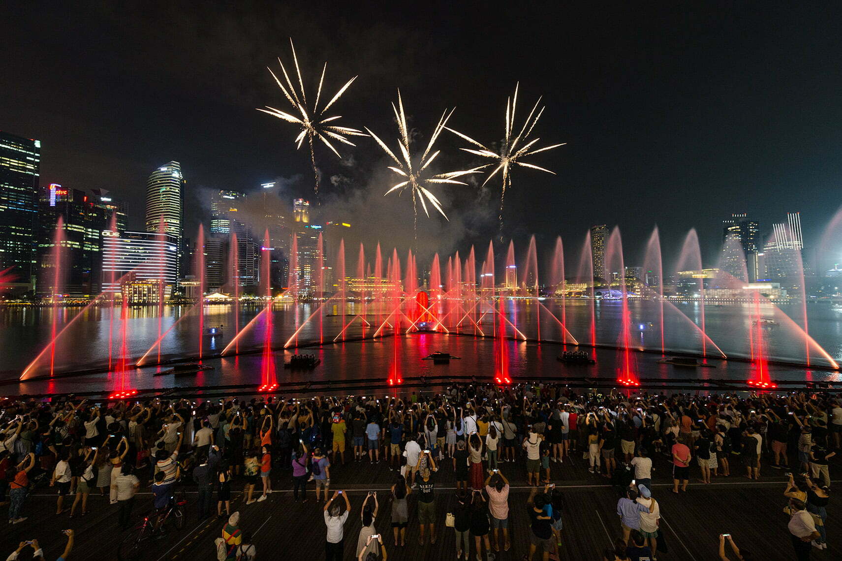 Top Gun: Maverick – A Light, Water & Pyrotechnic Extravaganza at Marina Bay Sands