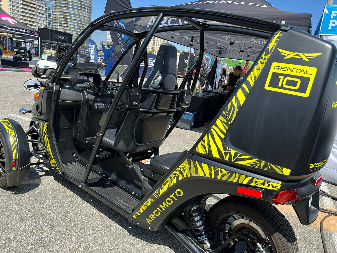 Arcimoto at Electrify Expo (Julie Nguyen/ SNAP TASTE)