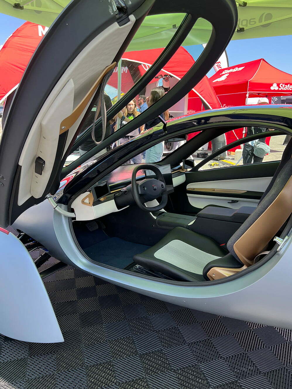 Electrify Expo (Julie Nguyen/ SNAP TASTE)