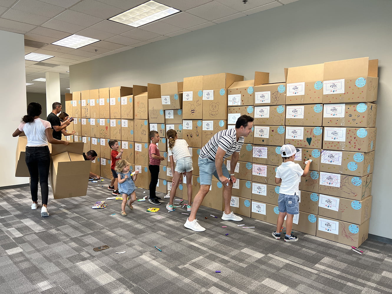 Miracles for Kids "Back-to-School Basket of Miracles" event in Irvine (Photo: Julie Nguyen/SNAP TASTE®)