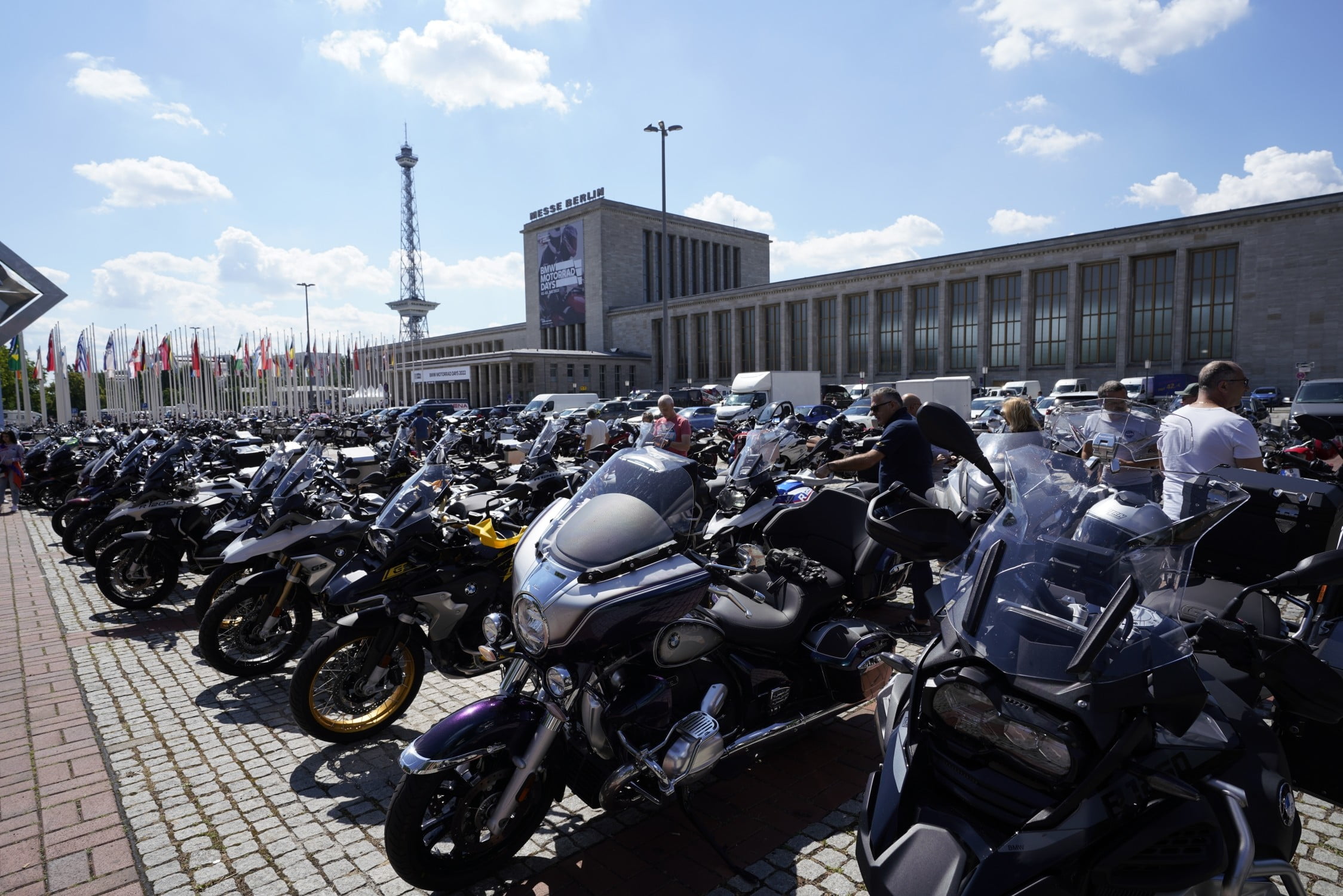 BMW Motorrad weekend in Berlin: Pure&Crafted Festival (July 1, 2022) and BMW Motorrad Days (July 2&3, 2022)
