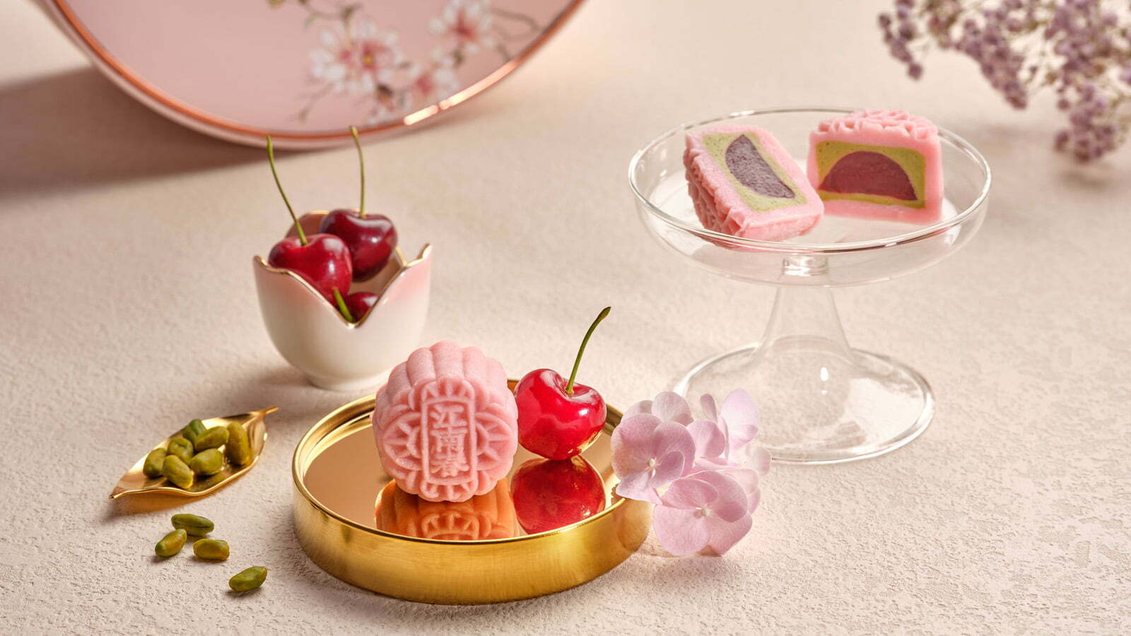 Cherry and Sicilian Pistachio Mooncake from Jiang-Nan Chun at Four Seasons Hotel Singapore