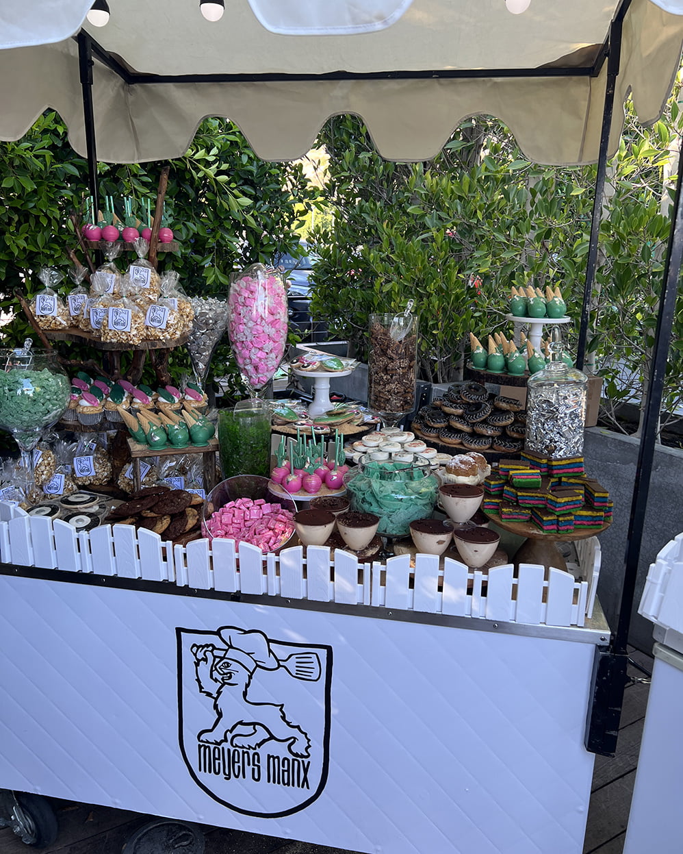 Desserts display at the event of Meyers Manx (Photo: Julie Nguyen/SNAP TASTE)