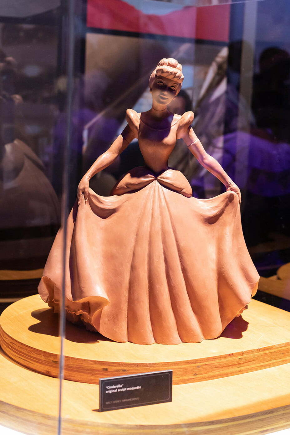 Cinderella model from Disney Cruise Line (Photo: Julie Nguyen/SNAP TASTE)