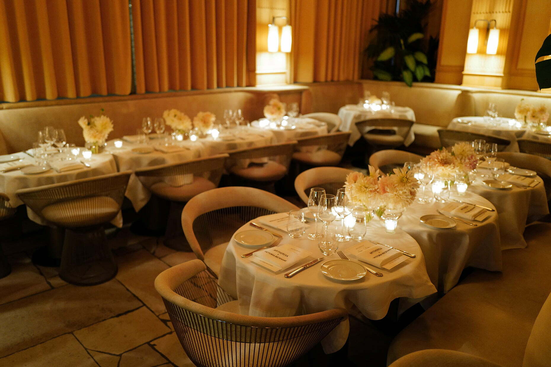 Girafe - Victoria Beckham x Mytheresa Party