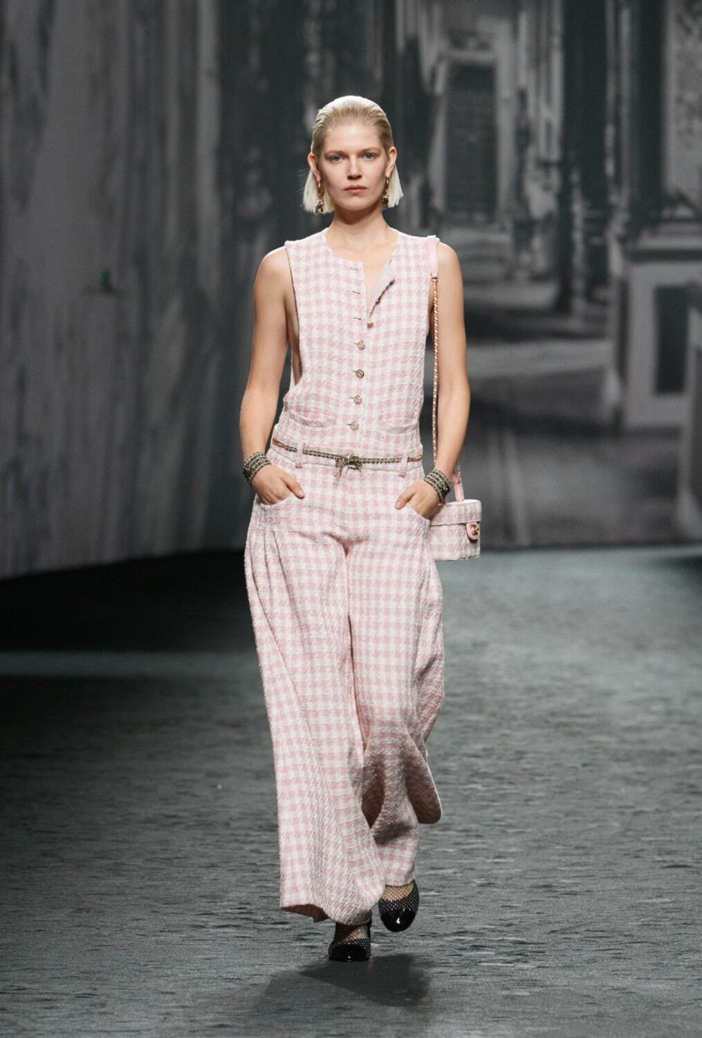 Chanel Spring Summer 2023 Ready-to-Wear - RUNWAY MAGAZINE ® Official