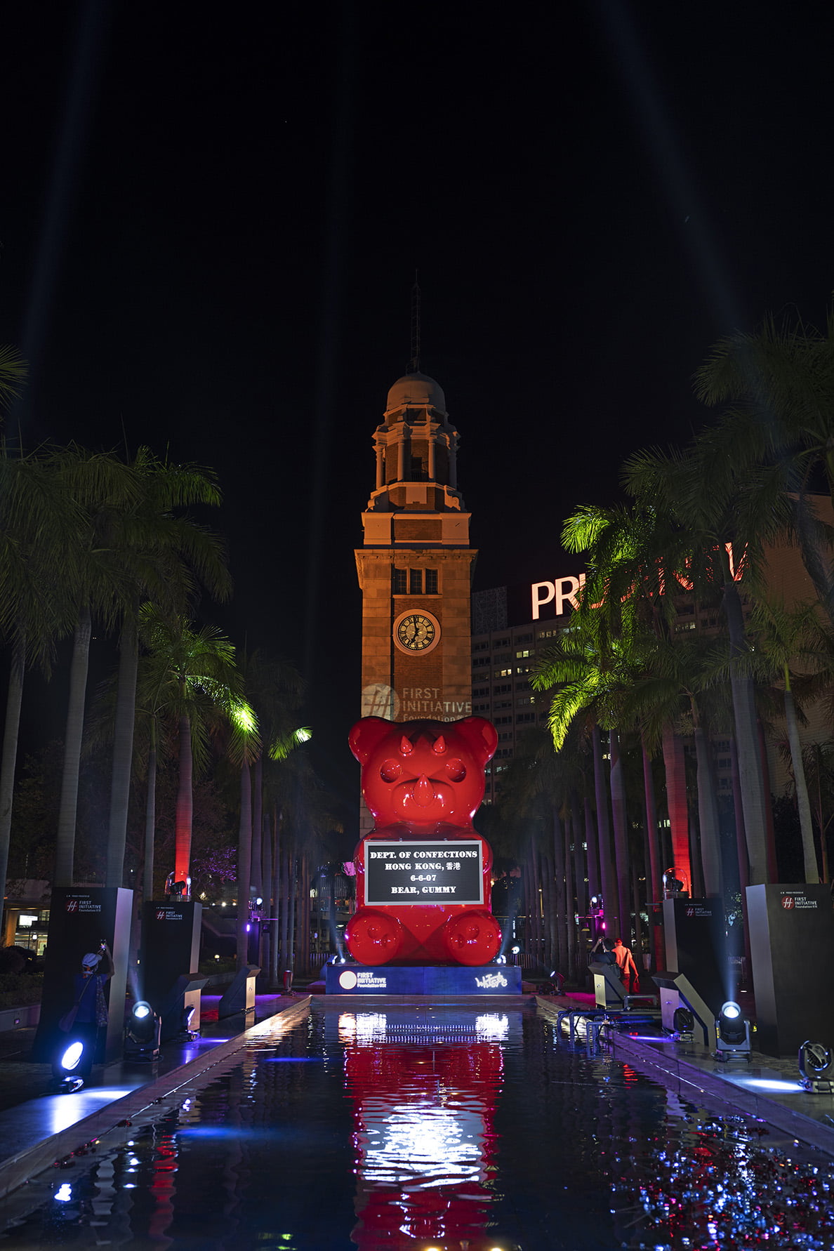 Three-story-high gummy bear sculpture in Hong Kong