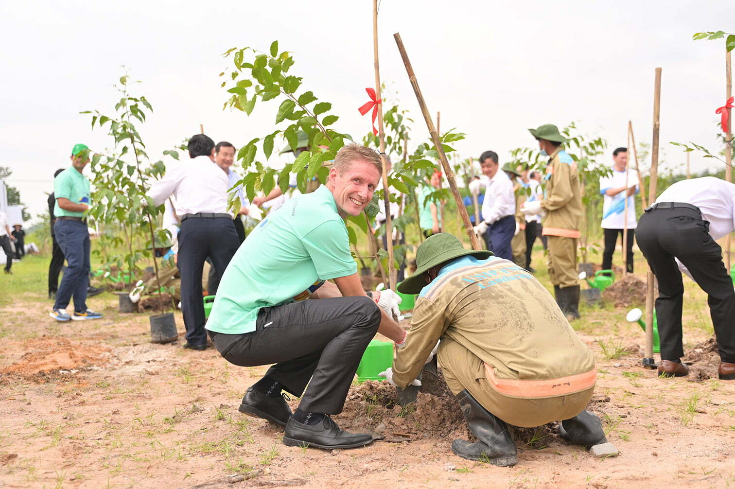 Tree planting event at LEGO Factory in Vietnam - Preben Elnef