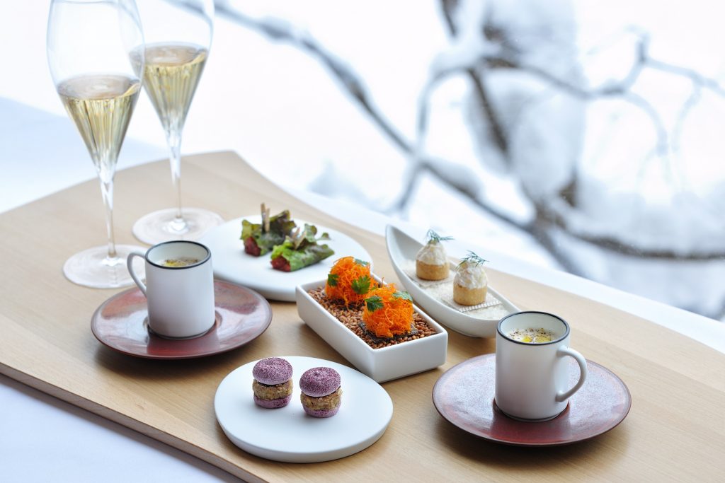 Hoshino Resorts Oirase Keiryu Hotel 