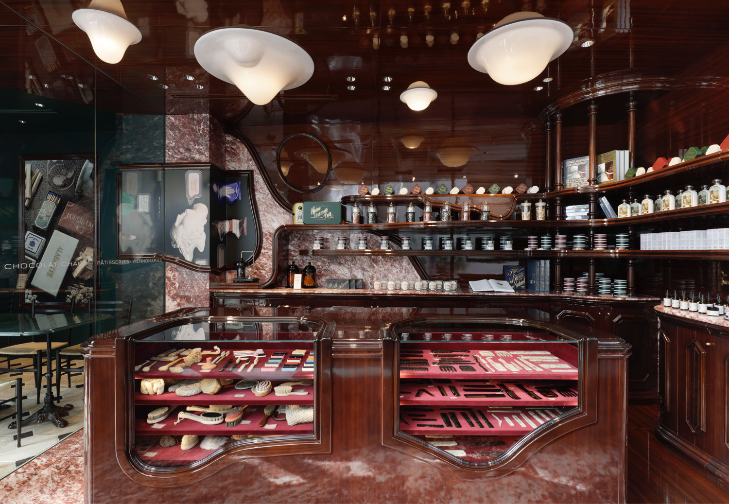 Officine Universelle Buly