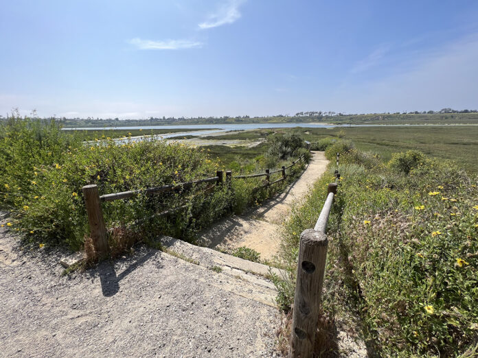 Mountains to Sea Trail & Bikeway in Newport Beach, California (Photo by Julie Nguyen)
