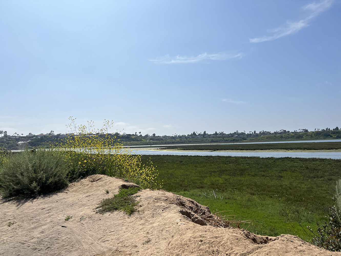 Mountains to Sea Trail & Bikeway in Newport Beach, California (Photo by Julie Nguyen)