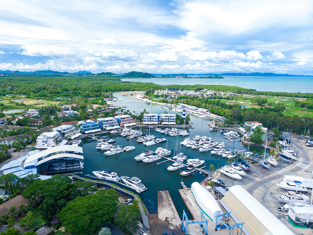 NH Boat Lagoon Phuket Resort Marina View