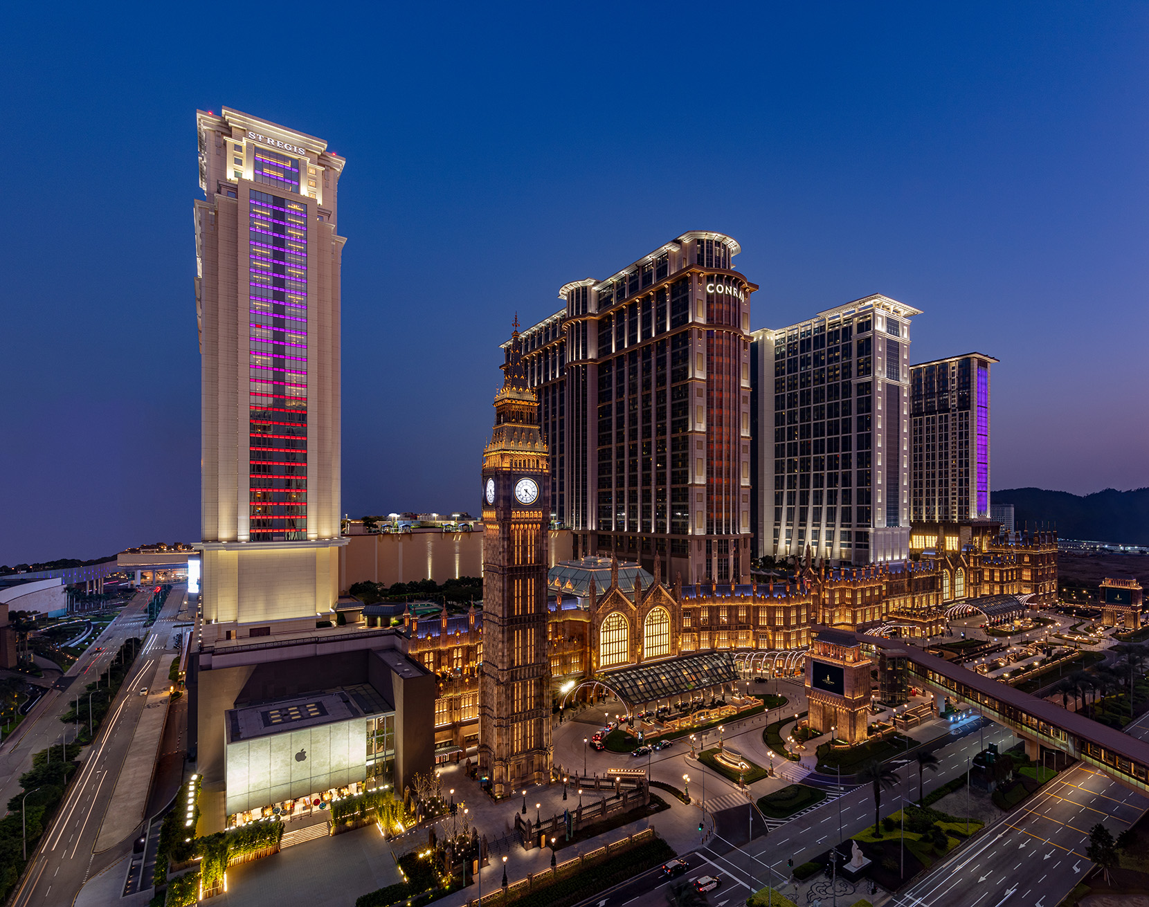 A Grand Celebration event was held for The Londoner Macao Thursday at The Londoner Arena, attended by David Beckham and Macao’s top officials and business leaders.