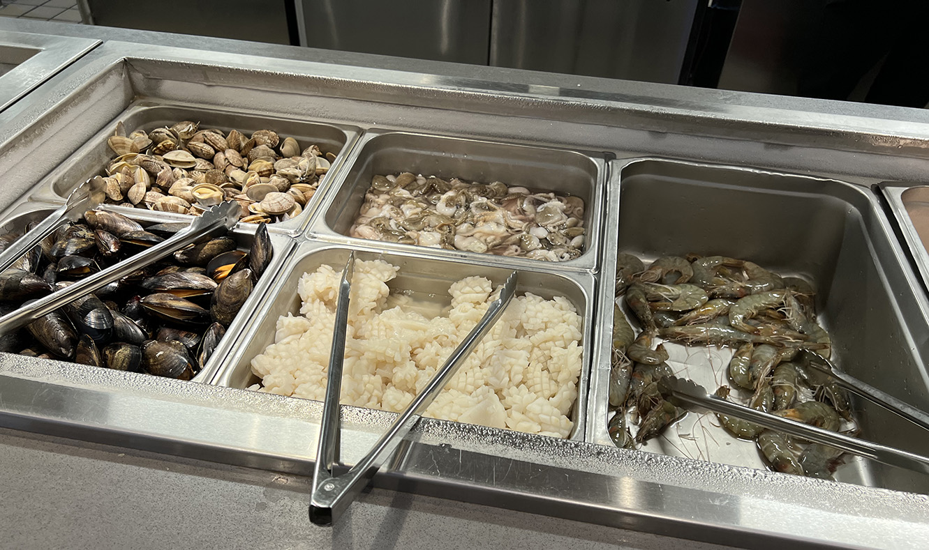 Oishi Shabu Shabu in Irvine, California (Photo by Julie Nguyen)