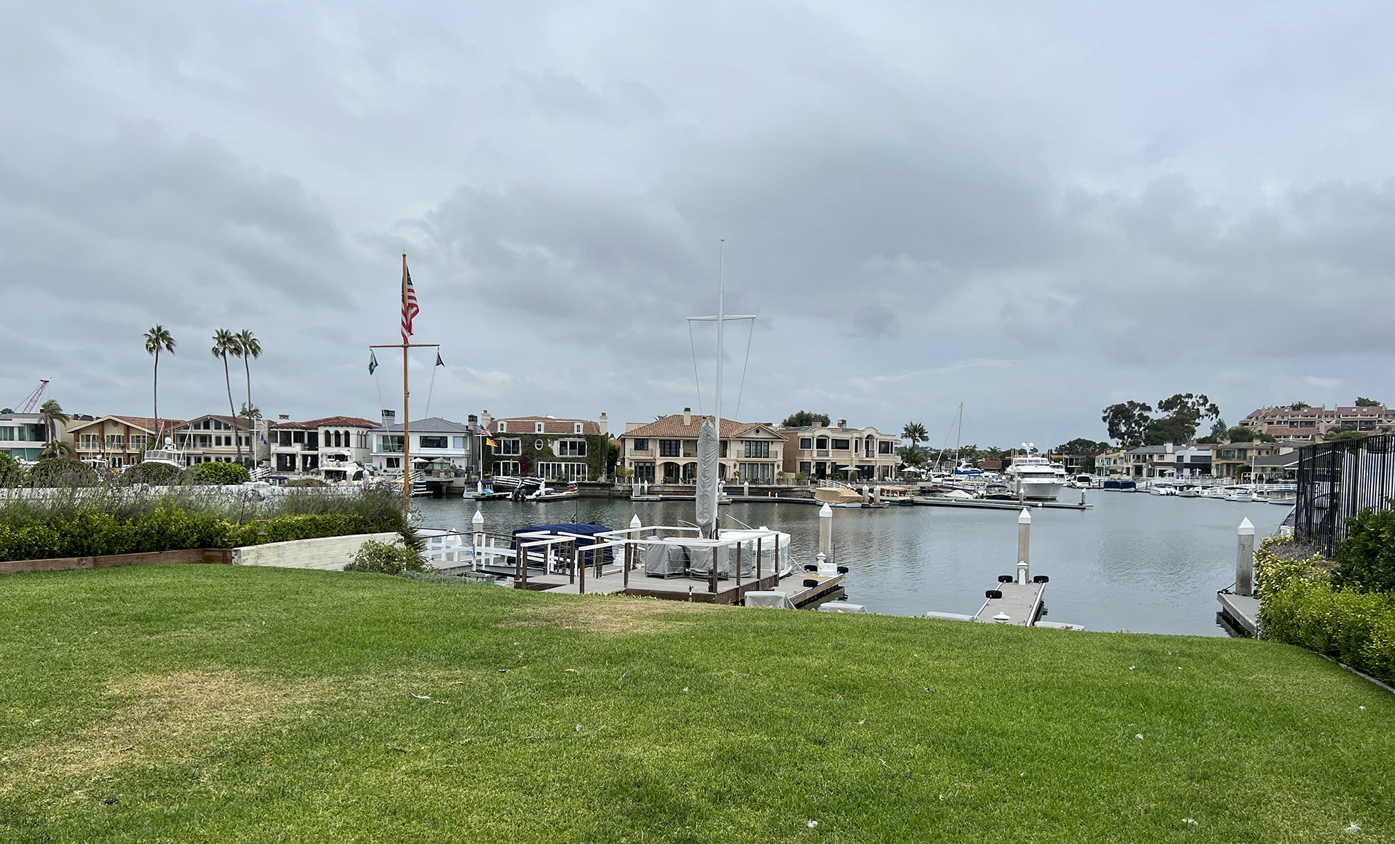 Harbor Island in Newport Beach, California (Photo by Julie Nguyen)