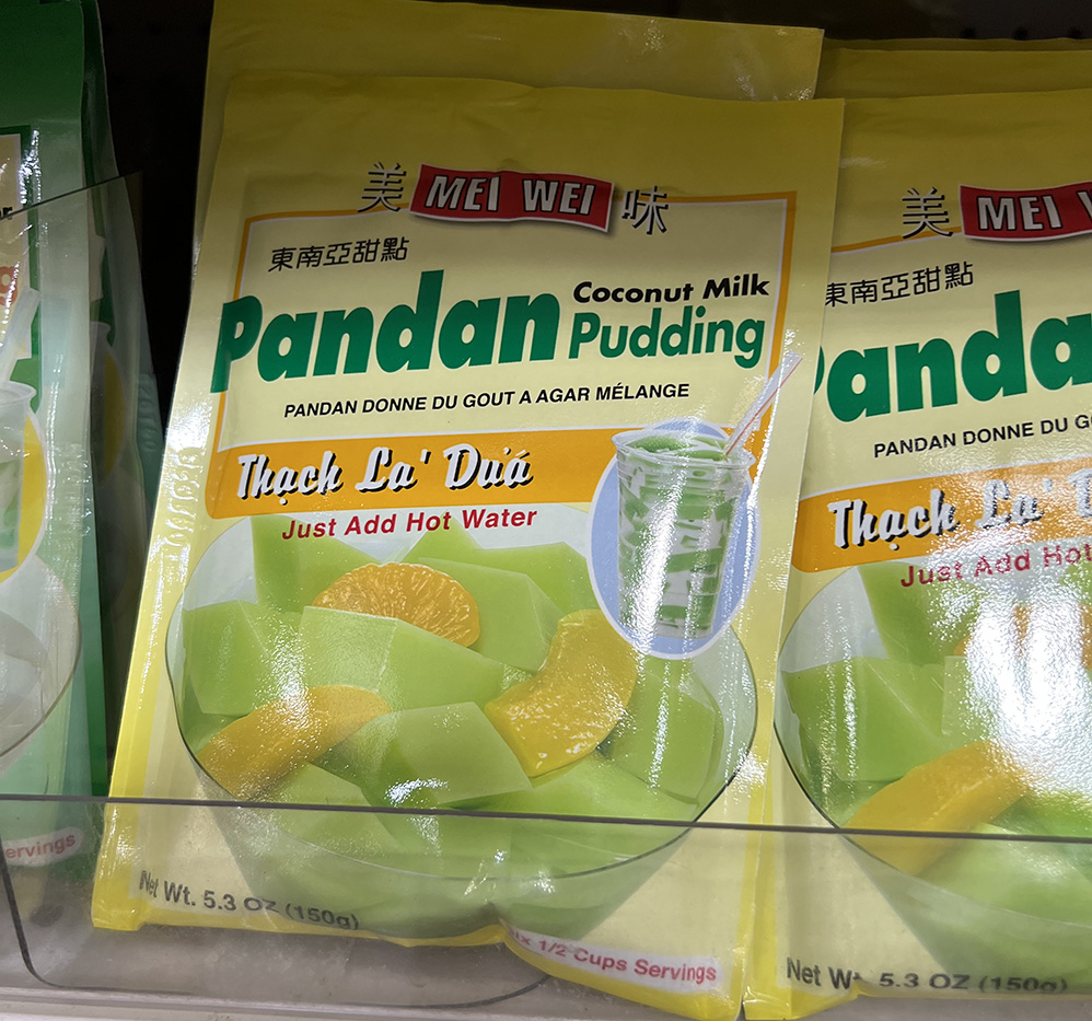 Pandan coconut milk pudding - Seafood City Supermarket in Irvine, California - Photo by Julie Nguyen