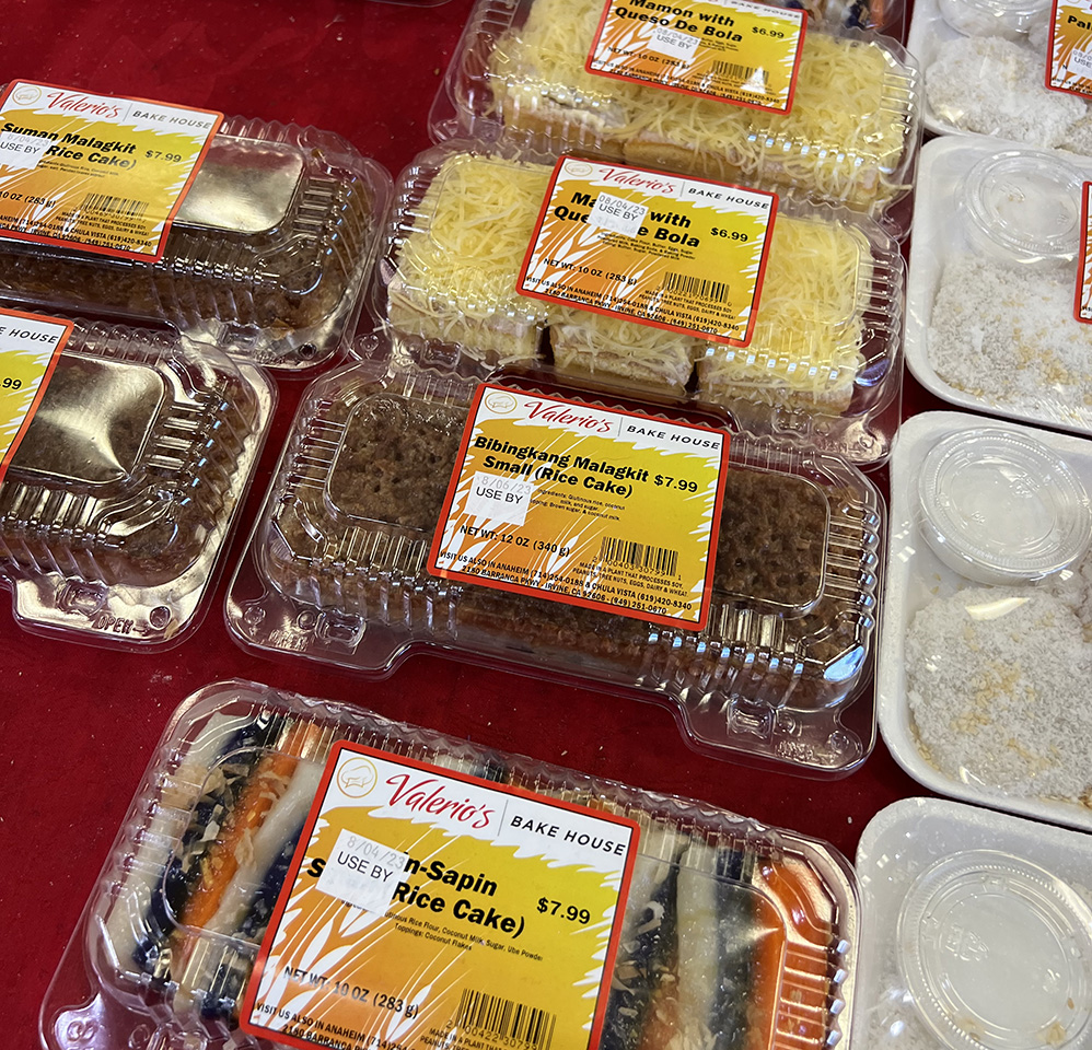 Rice cake - Seafood City Supermarket in Irvine, California - Photo by Julie Nguyen