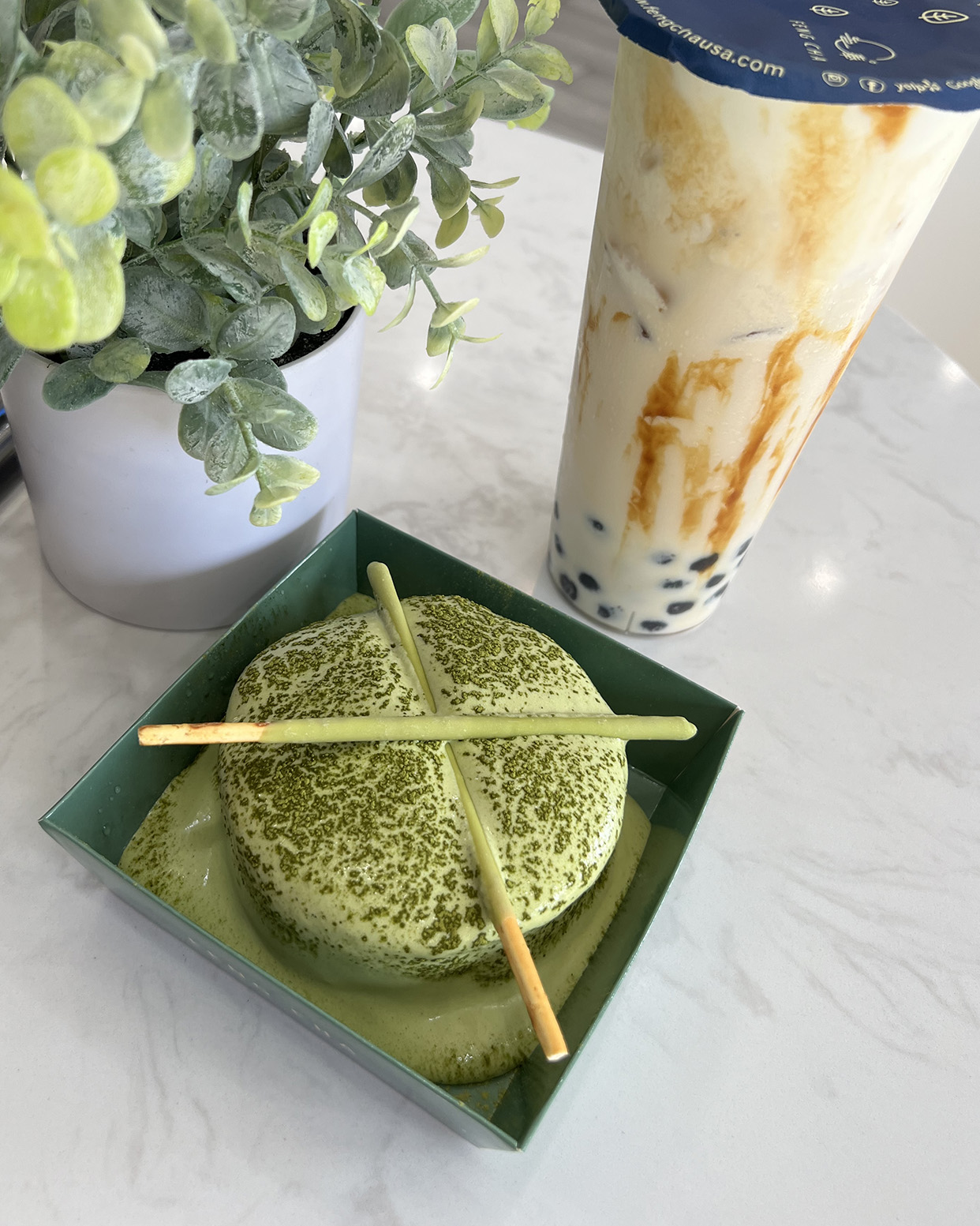 Matcha Love cake and Dirty Boba drink at Feng Cha Teahouse in Costa Mesa, California (Photo by Julie Nguyen)