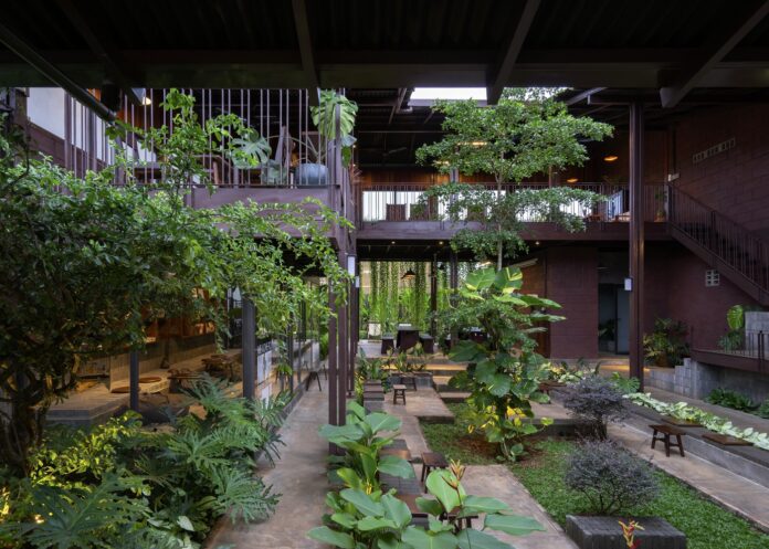 Xã Coffee Shop in Buôn Mê Thuột, Vietnam