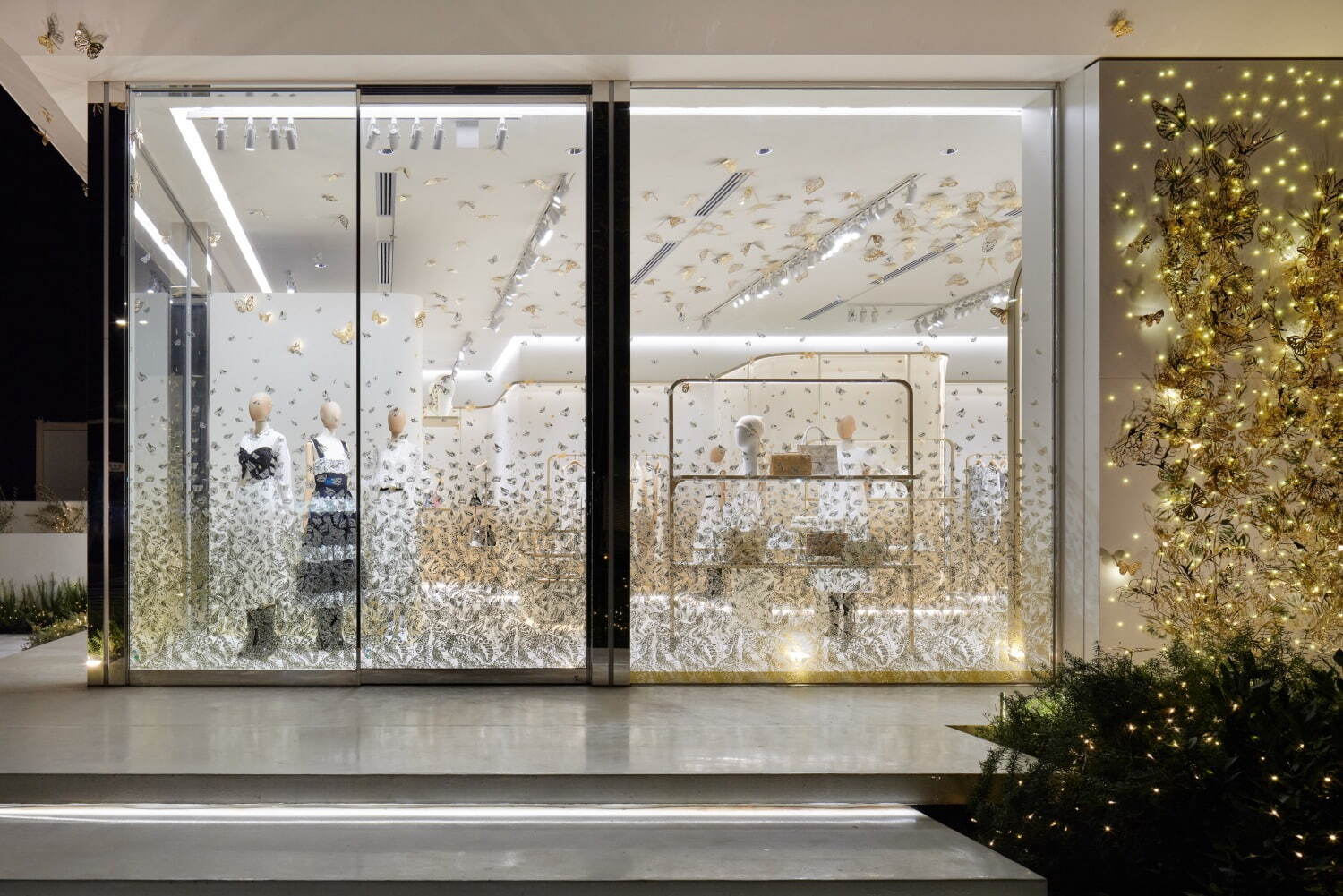 Dior Limited Time Store at Omotesando Crossing Park in Tokyo