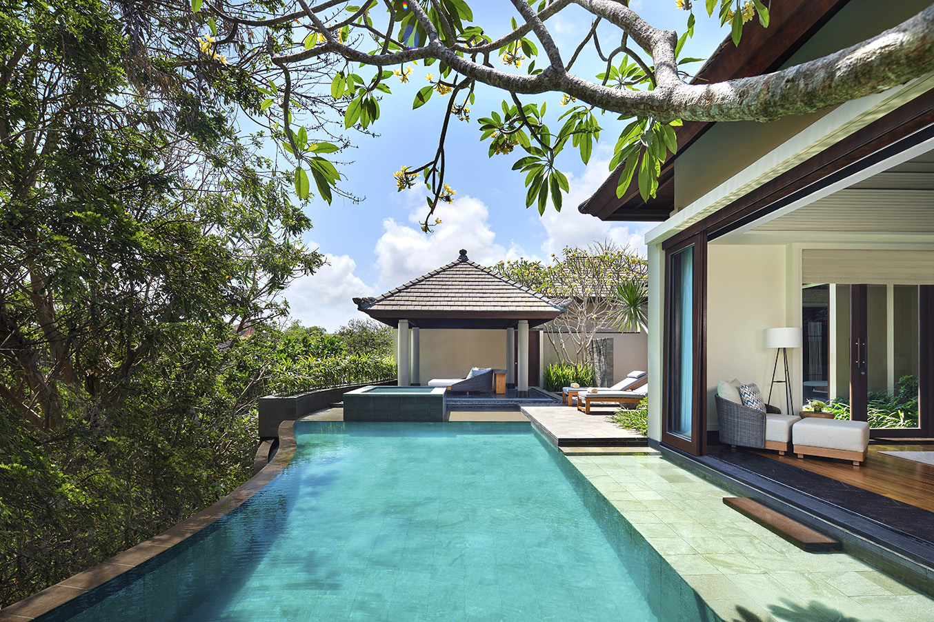 Umana Bali tropical garden pool villa