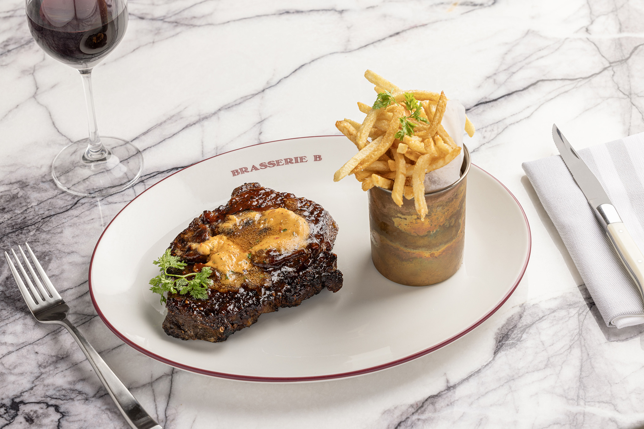 Brasserie B by Bobby Flay at Caesars Palace - Ribeye Piquant avec Frites
