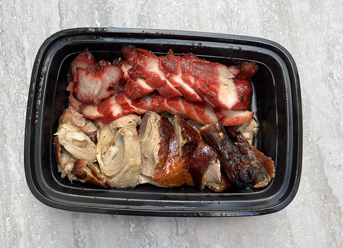 Cantonese roasted duck and honey BBQ pork at Frank's B.B.Q. in Lake Forest, California (Photo by Julie Nguyen)