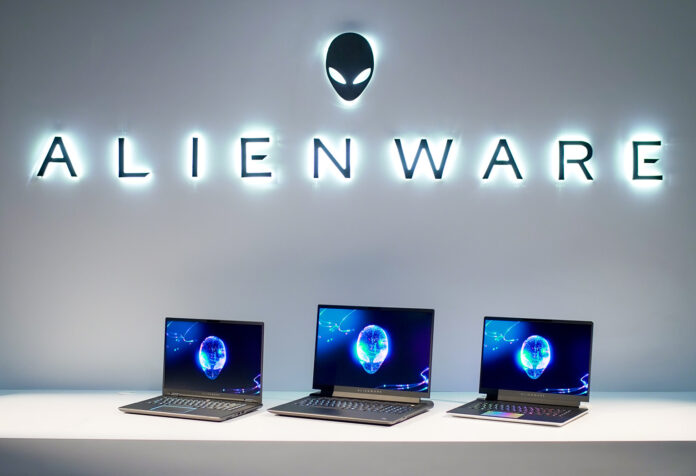 Alienware m16 R2