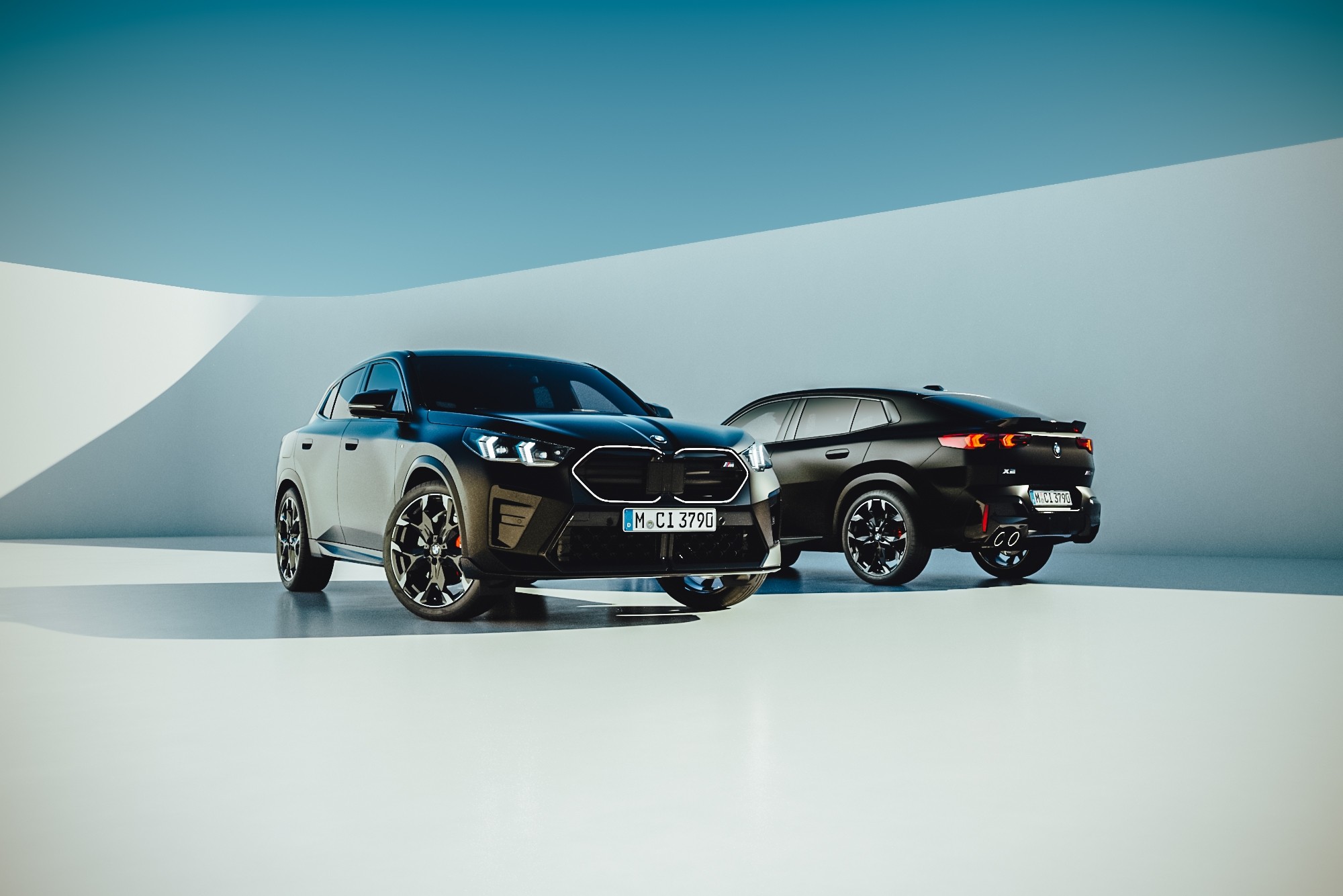 The new BMW X2 M35i xDrive in frozen black metallic