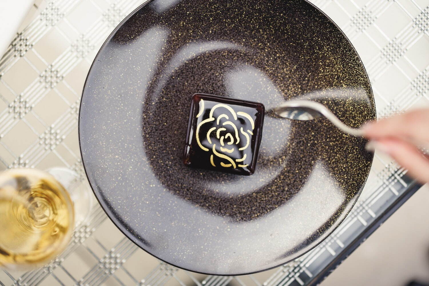 Experience the World of CHANEL Through Dessert at New Ginza Cafe